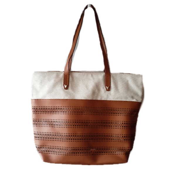 Stella and Dot Hamilton Tote - Picture 2 of 4